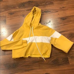 Cropped hoodie